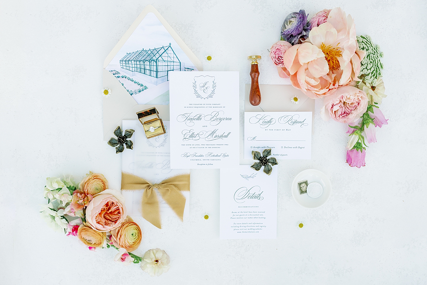 Wedding invitations from summer inspired garden wedding | Photo by Annie Laura Photo