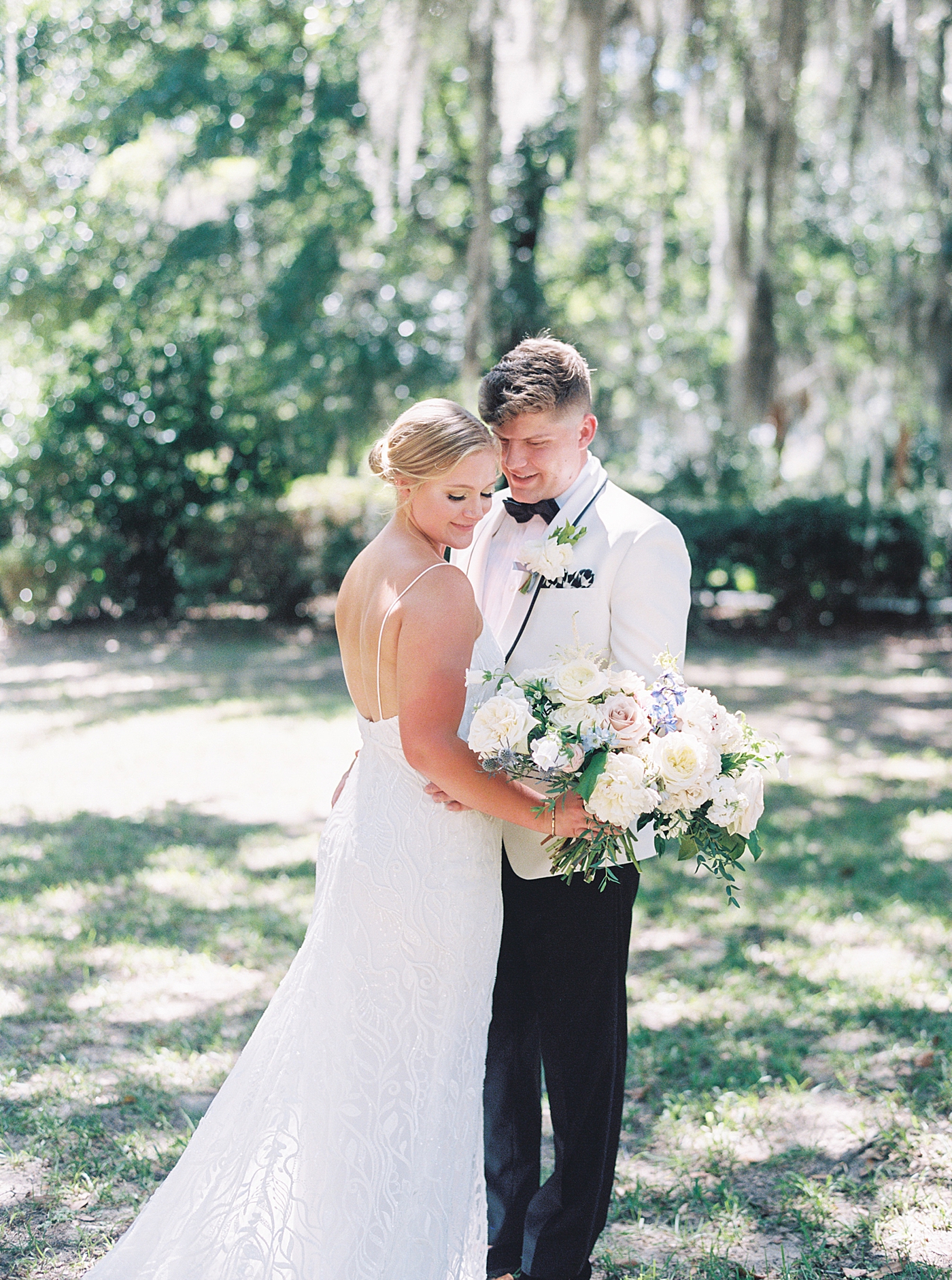 Bride and groom portraits | Images by Annie Laura Photography