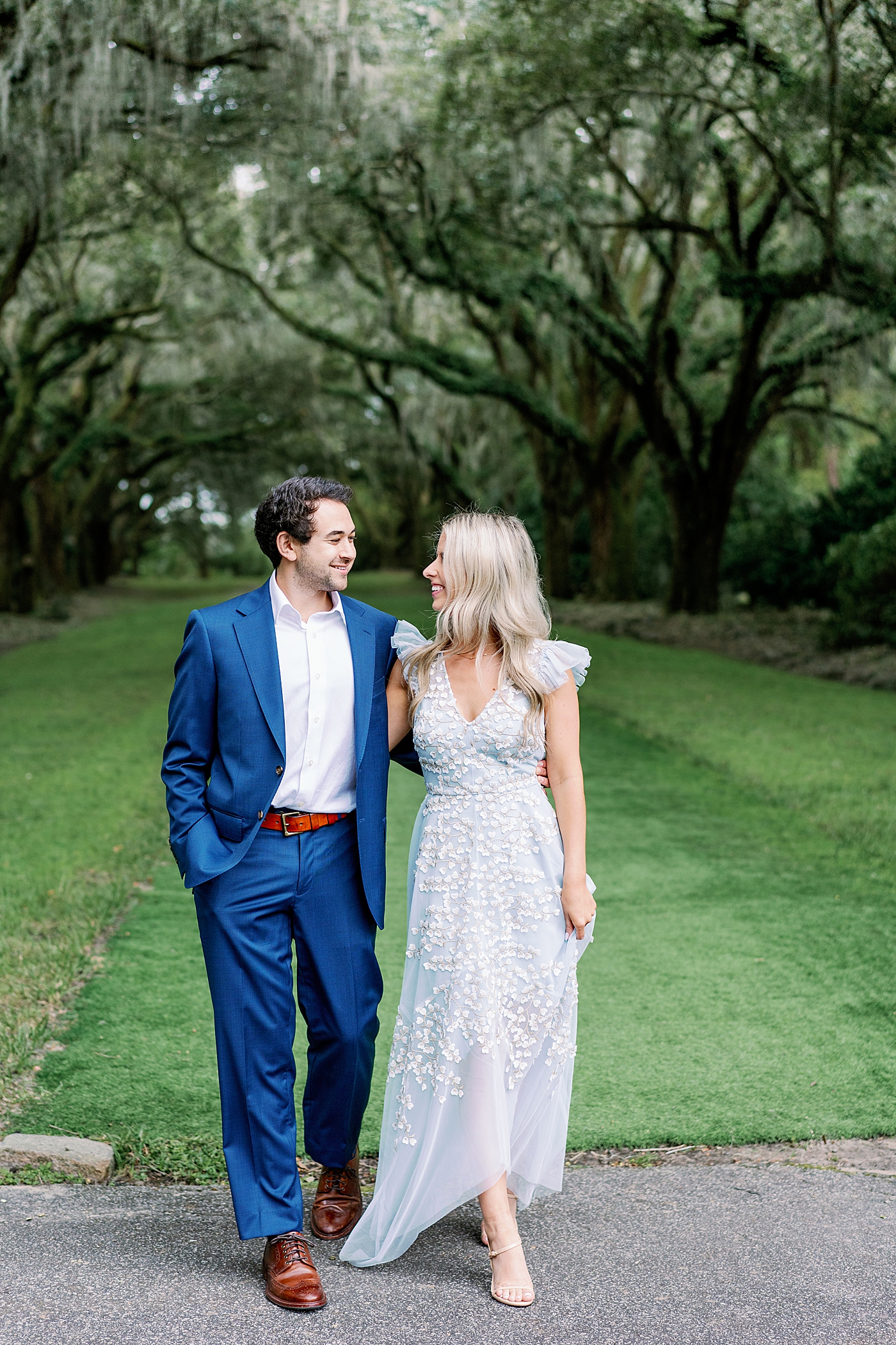 Couple walking together at Legare wedding venue | Image by Annie Laura Photo